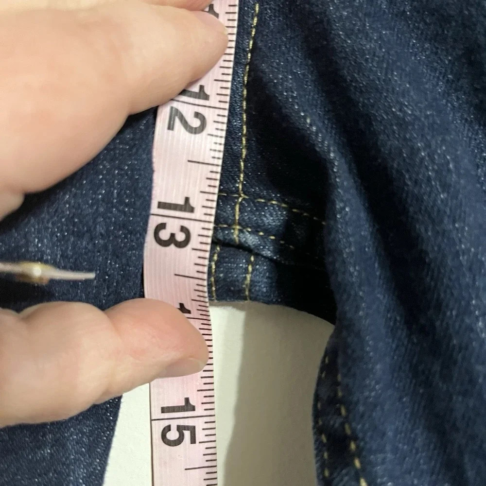 Wrangler Men's Relaxed Fit Dark Wash Jeans Size 36x34 Western‎ Outdoors